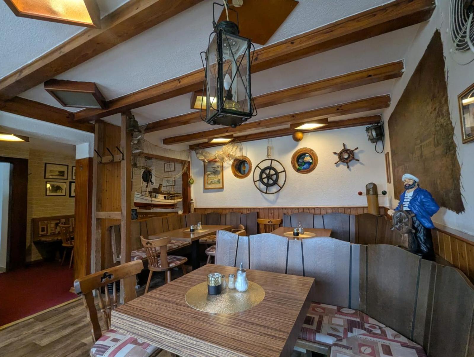 Pension & Restaurant Haus Hiddensee Kloster Exterior foto